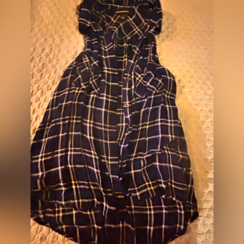 Rock & Republic Navy and White Plaid Top